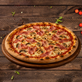 Pizza Prosciutto e Funghi